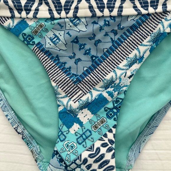 💙👙Seafolly bikini bottoms NWT in fun blue print - Picture 7 of 13